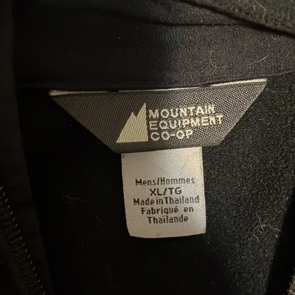 Vest - Picture 2 of 3